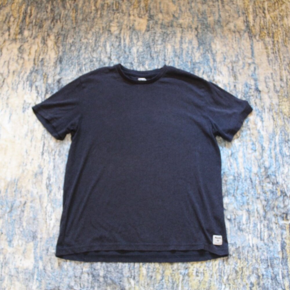 Roots Navy Short Sleeve T-Shirt | Size Medium